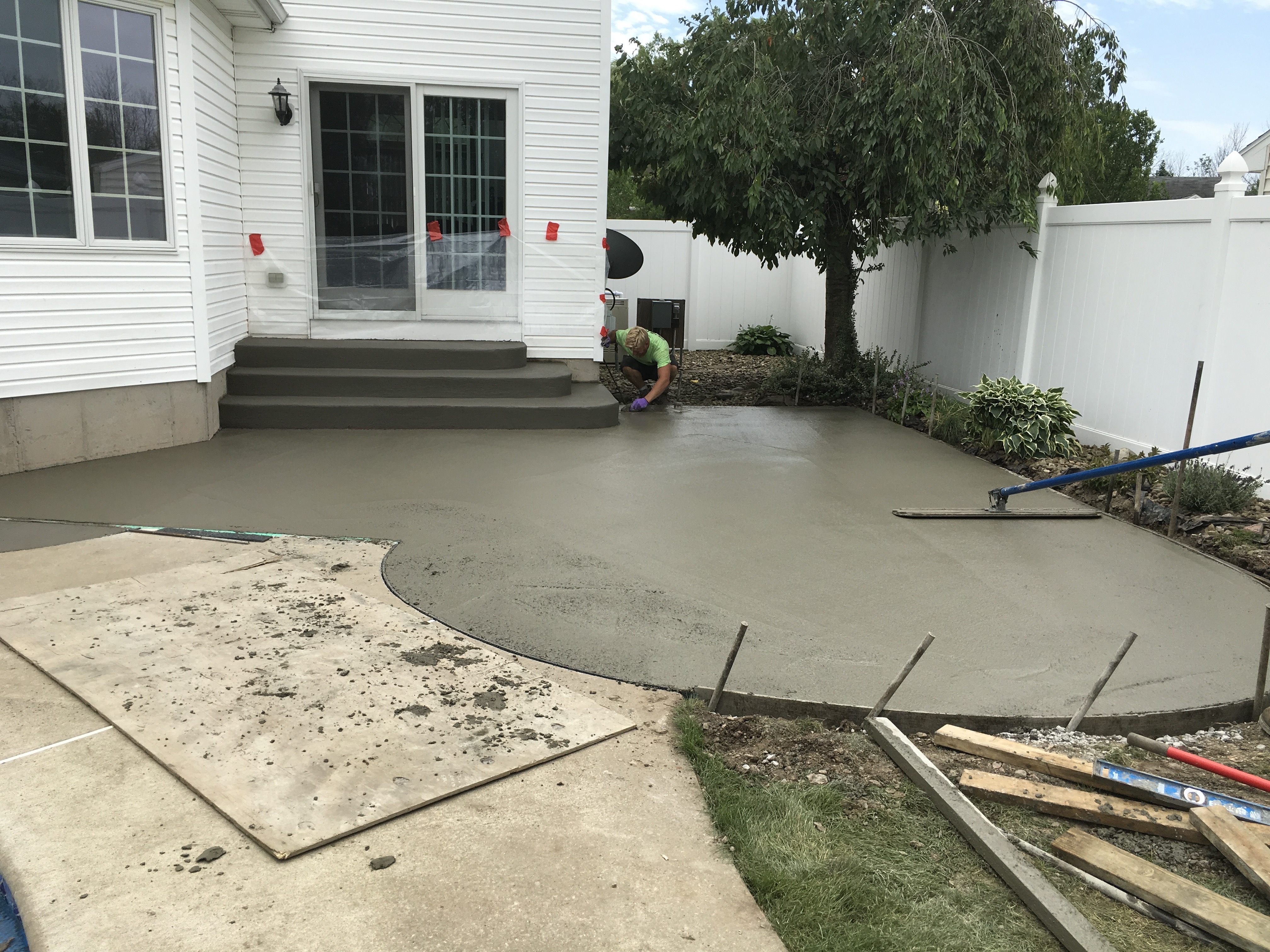 Pool Deck Patio – Lancaster