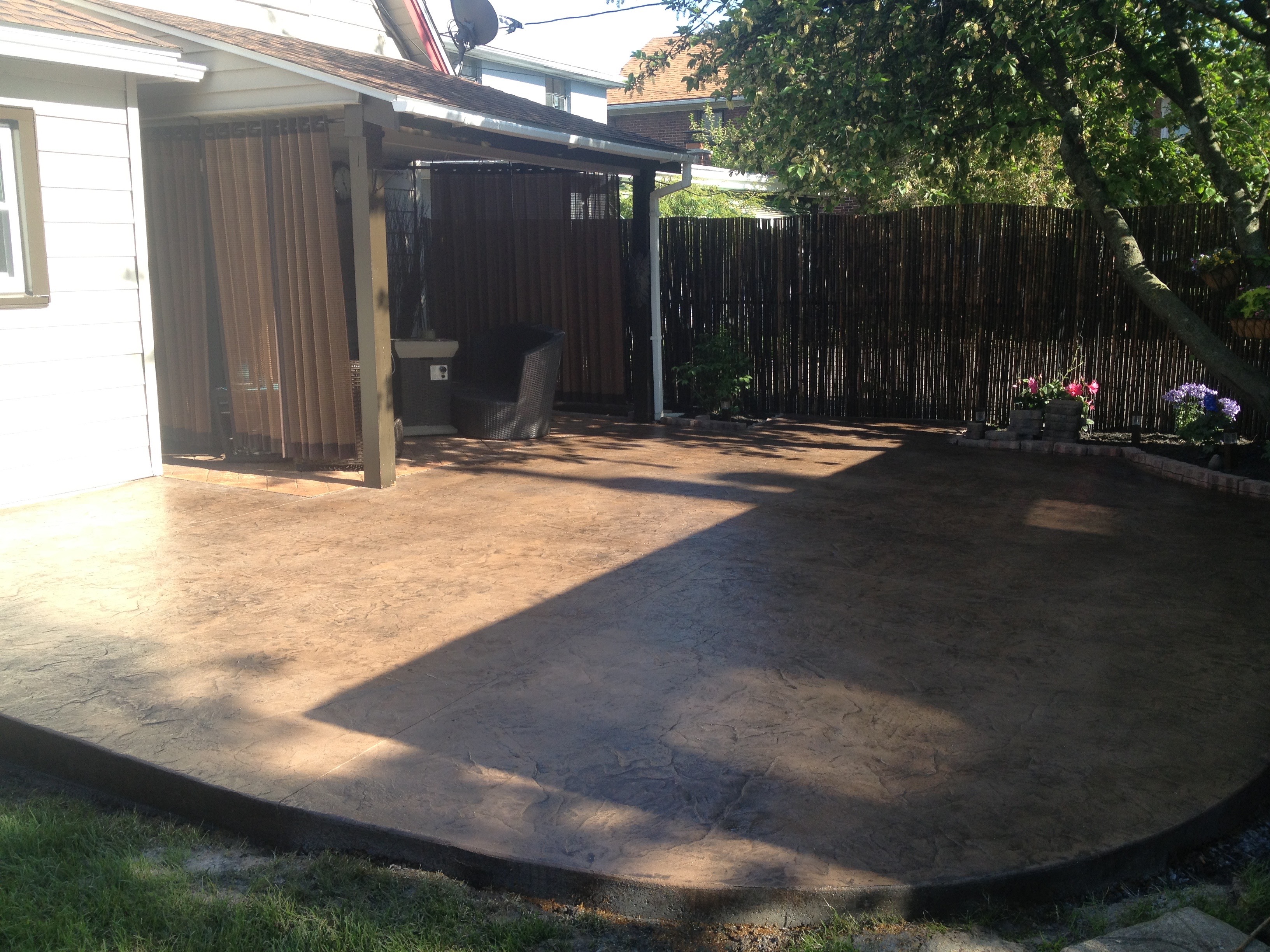 Seamless Concrete Stamp Patio / earth tone with charcoal release